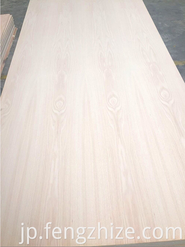 RED OAK FANCY PLYWOOD